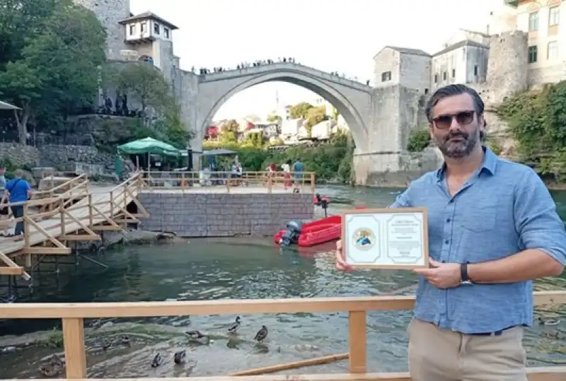 Akif Manaf Sağlık Ve Barış Ödülü Bosna Hersek’e Uzandı