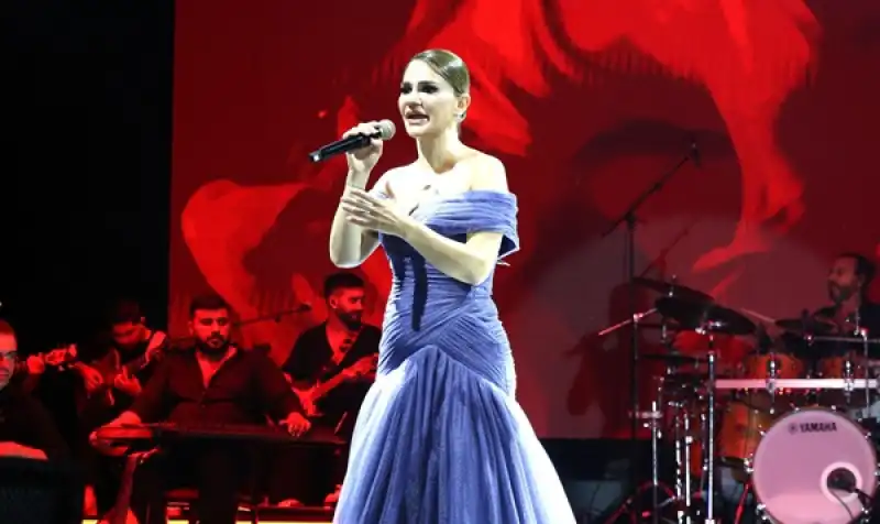 Festival’de Derya Bedavacı Rüzgârı