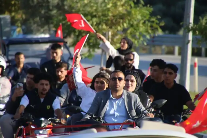 Altınözü’nde Festival Coşkusu Sokaklara Taştı