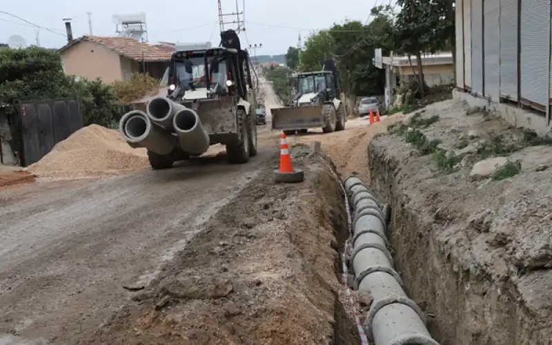 Yayladağı Karaköse’de 30 Yıllık Kanalizasyon Hattı Yenileniyor