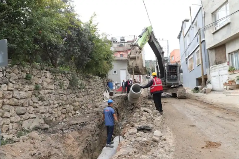 Yayladağı Karaköse’de 30 Yıllık Kanalizasyon Hattı Yenileniyor