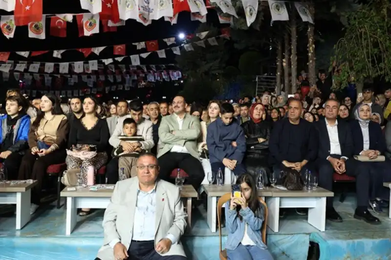Semicenk, Altınözü Festivali’nde Sahne Aldı
