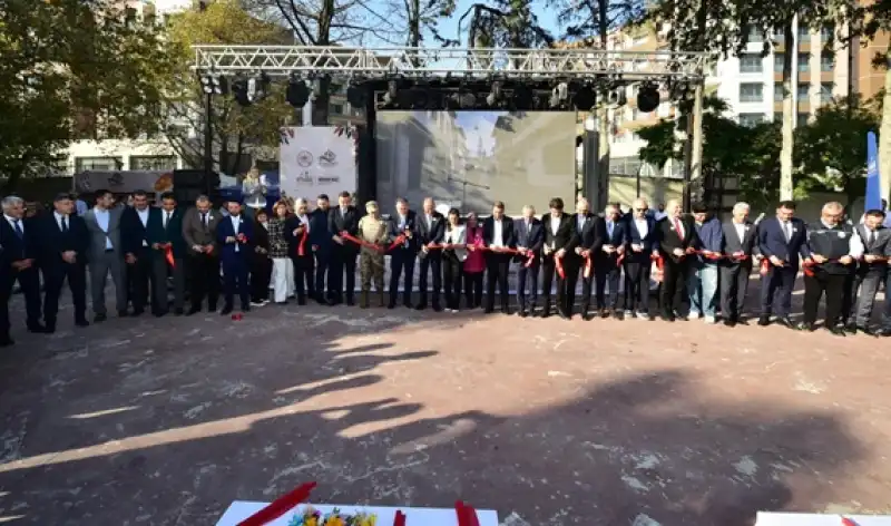 Gastro Antakya Festivali Coşkulu Kortejle Başladı