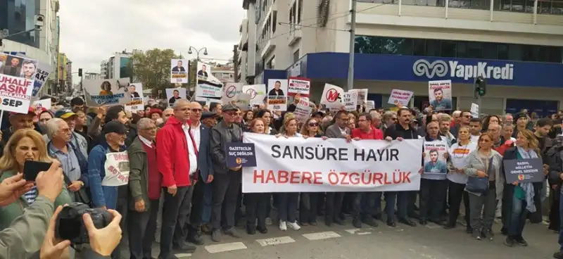 Gazeteciler 10 Ilde “Sansüre Hayır” Dedi, Habere özgürlük Istedi