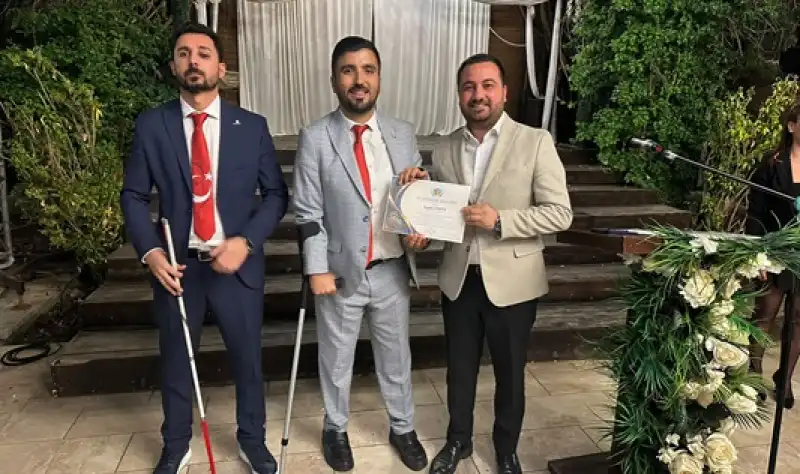 Hatay’da Engelsiz Bir Gelecek Için Güç Birliği: Dayanışma Gecesine Yoğun Katılım