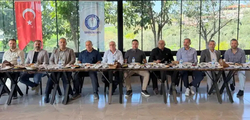 Altınözü Sağlık-sen Ailesi Kahvaltıda Buluştu