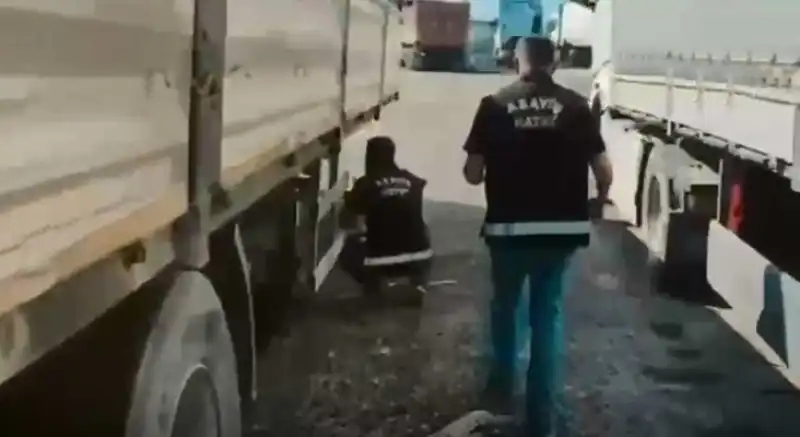 Yeni Sanayi Sitesi’nde ‘Change Operasyonu’