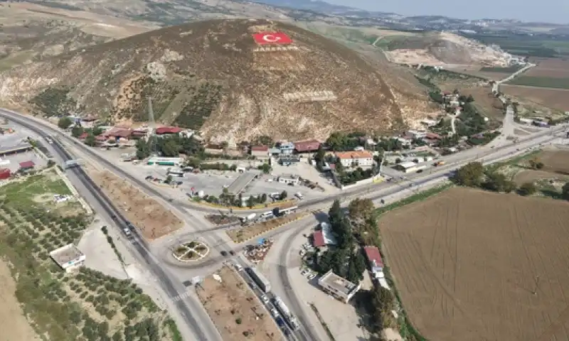 HBB’den 29 Ekim Cumhuriyet Bayramı’na özel Türk Bayrağı Boyama çalışması