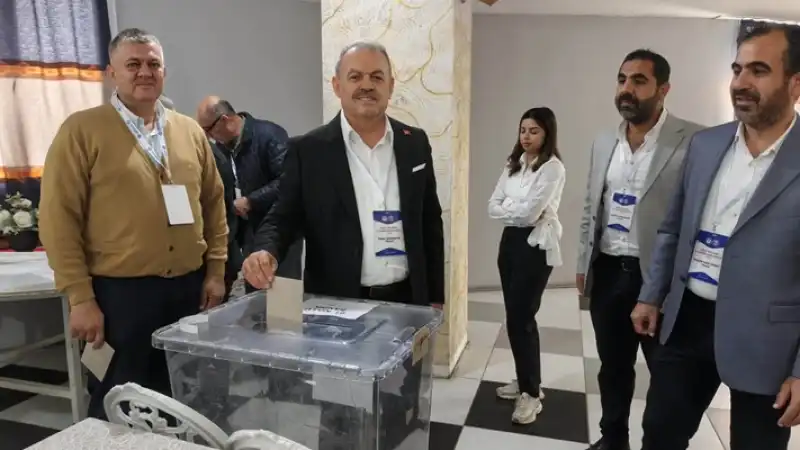 Eğitim-bir-sen Hatay’da İsmail Bayrakdar Ile Devam