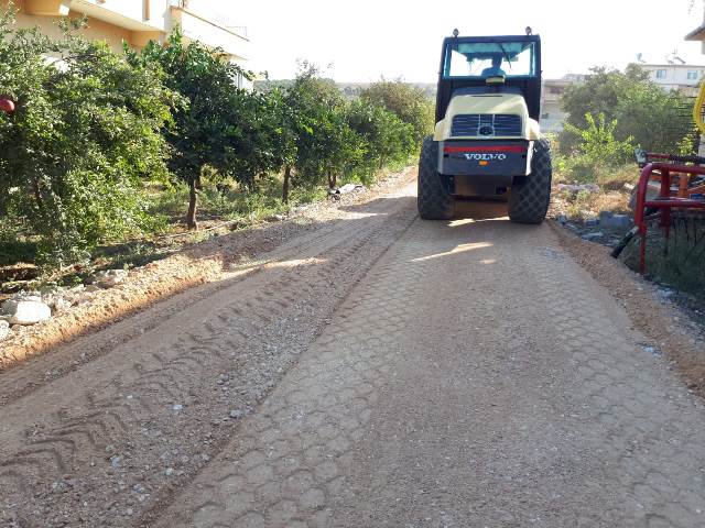 Antakya ve Aruz da yol çalışmaları devam ediyor 