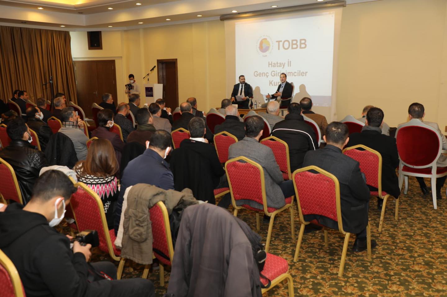 Yeni doğan ambulans ücretsiz hizmet veriyor