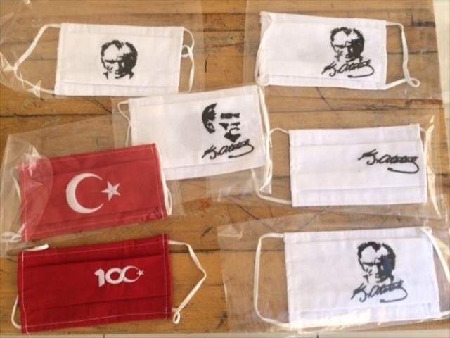 Türk bayraklı maske 10 lira