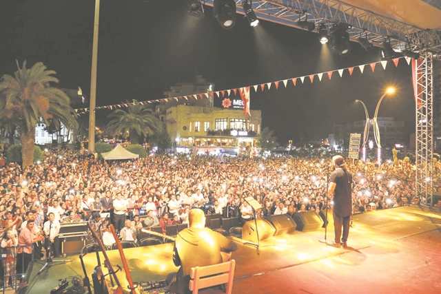 Koray Avcıdan muhteşem konser