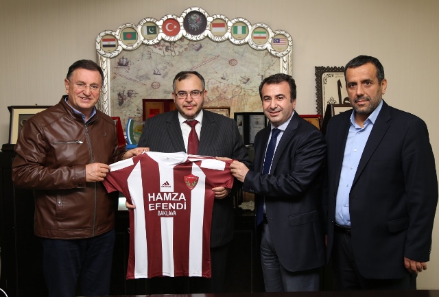 Hataysporun alt yapısı sponsörü Hamza Efendi   