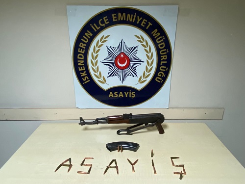 Evinde kalaşnikof piyade tüfeği bulunan zanlı gözaltına alındı
