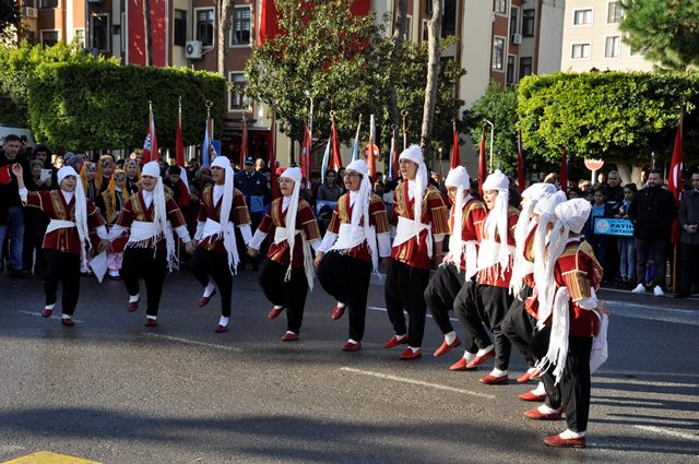 Dörtyol 97 ci kurtuluş yıl dönümünü kutladı