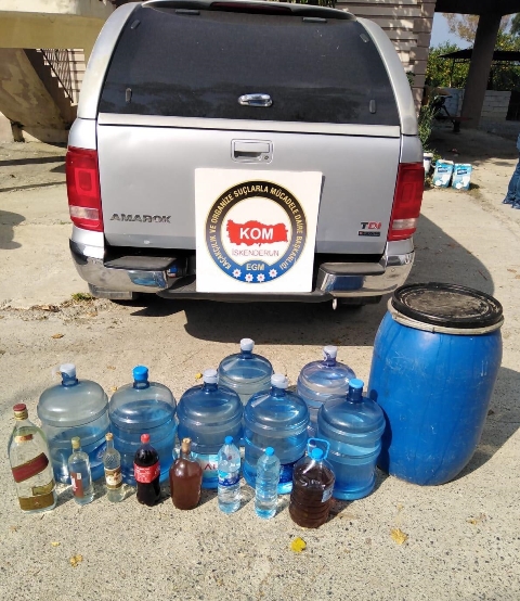 350 litre sahte içki ele geçirildi üç gözaltı