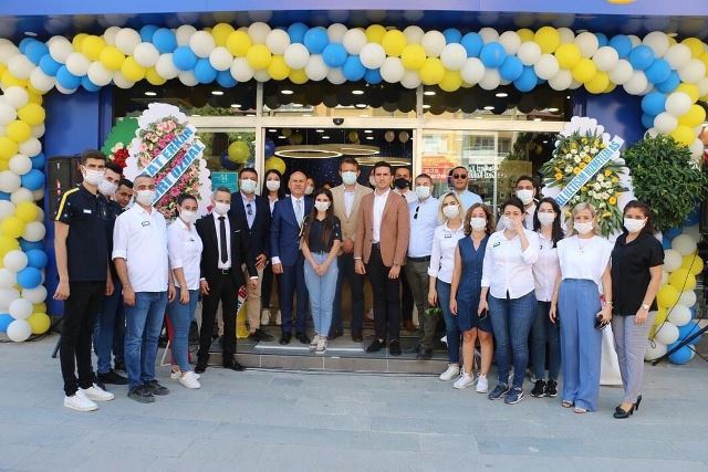 Erten Elektronikten görkemli açılış