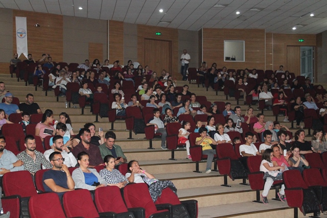 Samandağ da sokak hayvanlarına destek konseri 