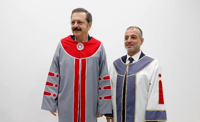 İSTE den Rifat Hisarcıklıoğluna Fahri Doktora