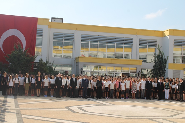 TED Hatay Kolejinde ilk zili Başkan Savaş çaldı