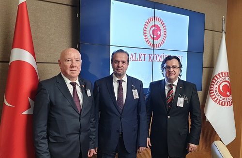 Bu yasa yazılı basına kilit vurdurur