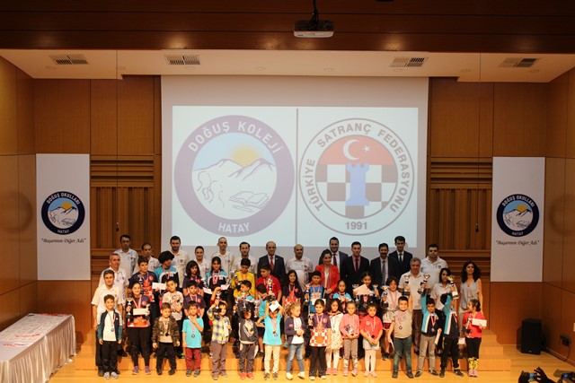 Özel Hatay Doğuş Okulları Cumhuriyet satrancı
