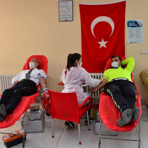 Hatay Emniyet teşkilatı kan bağışında bulundu