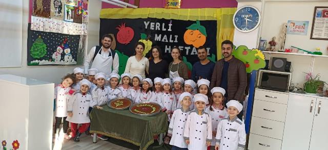 Minikler künefe yaptı
