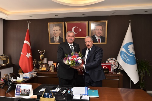 Başkan Yılmaz HESOB yönetimini ağırladı