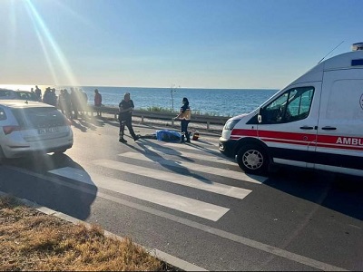 Arsuz yolunda motosiklet sürücüsü hayatını kaybetti