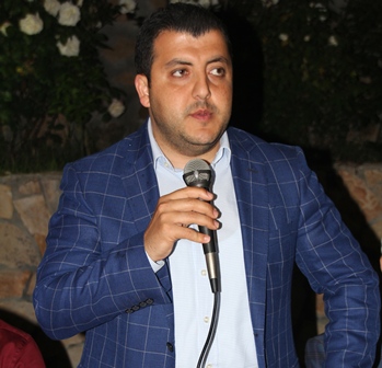 FIRSAT GENE KAÇTI