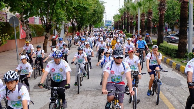 Daha İyi Bir Çevre Seninle Başlar projesi için pedal çevirdiler