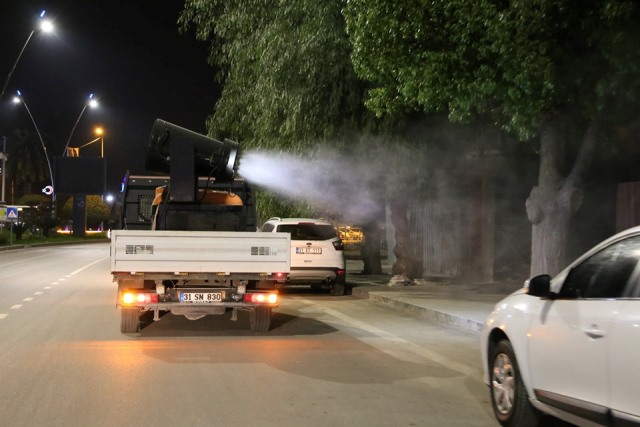Ara sokaklar dahi ilaçlanıyor