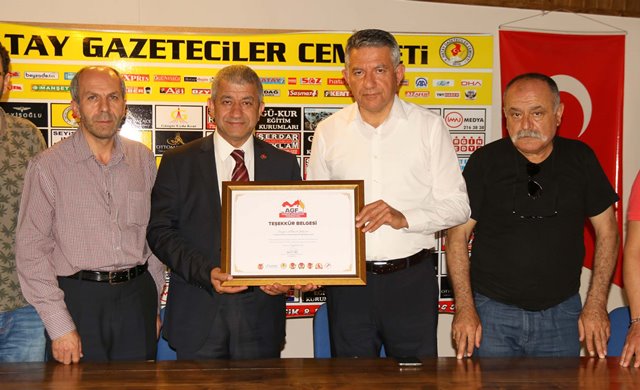 Bu turnuva Arsuza iz bıraktı