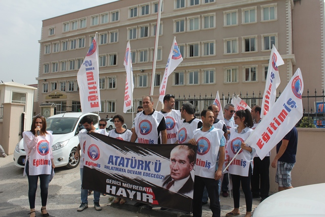 Atatürk’ü anlatmaya devam edeceğiz