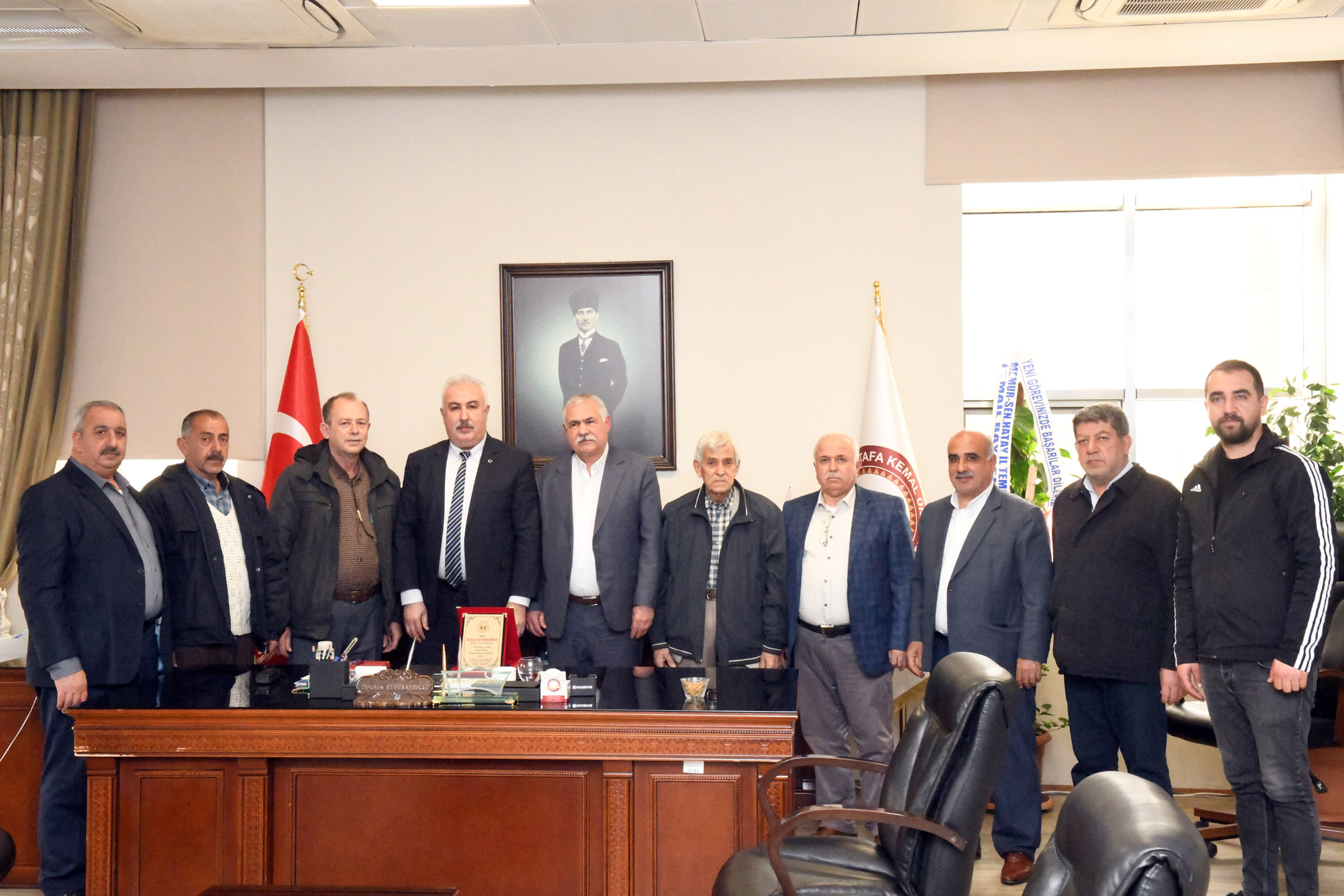 Altınözlüler Derneğinden Genel Sekreter Kuyubaşıoğluna ziyaret