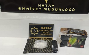 Çay kutusuna gizlenmiş sentetik uyuşturucu ele geçirildi