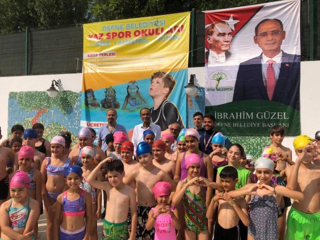 Reyhanlı şehit evladını uğurladı