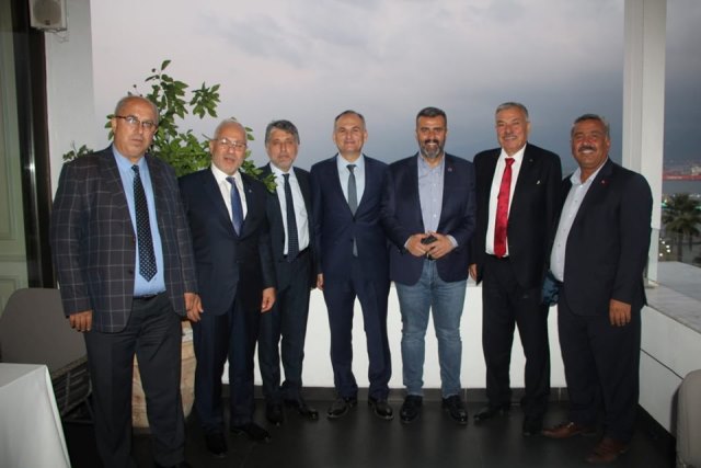 Belediye Başkanları İskenderun da Hatayı konuştu