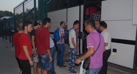 Hataydaki Suriyelilere seyahat izin belgesi uyarısı