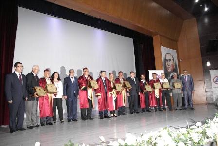 Yılın ahisine kaftanı giydirildi 